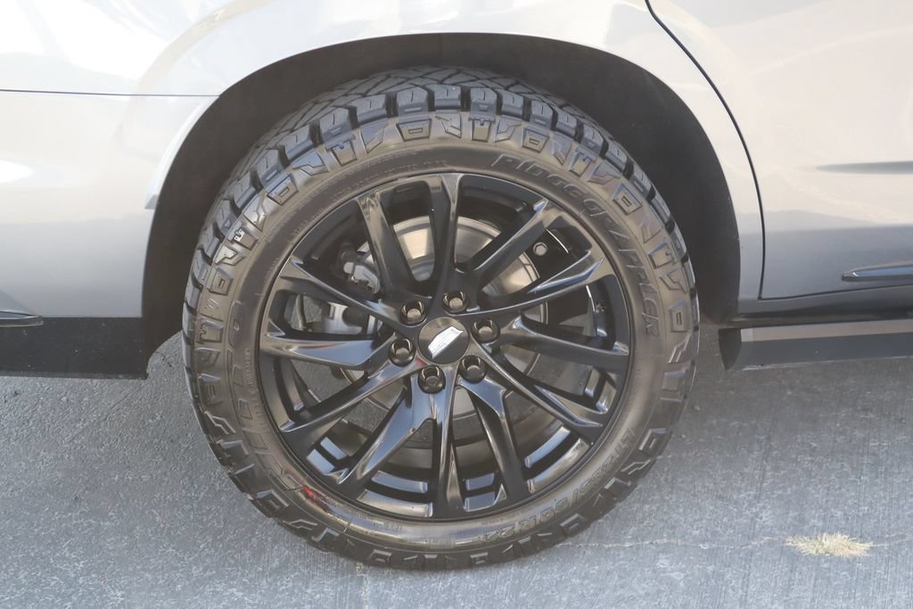 Used 2021 Cadillac Escalade Sport w/ Driver Assist Tech Package AWD/4WD image 11