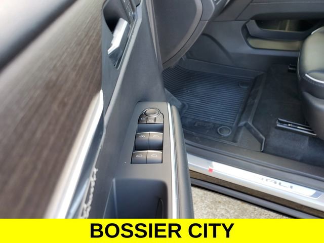 New 2026 GMC Acadia Denali w/ Super Cruise Package image 11