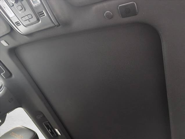 Used 2022 Chevrolet Tahoe High Country AWD/4WD image 16
