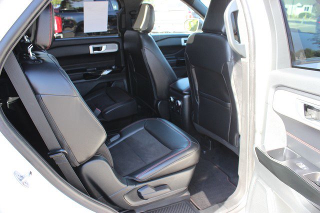 Used 2023 Ford Explorer ST-Line w/ Class IV Trailer Tow Package image 14
