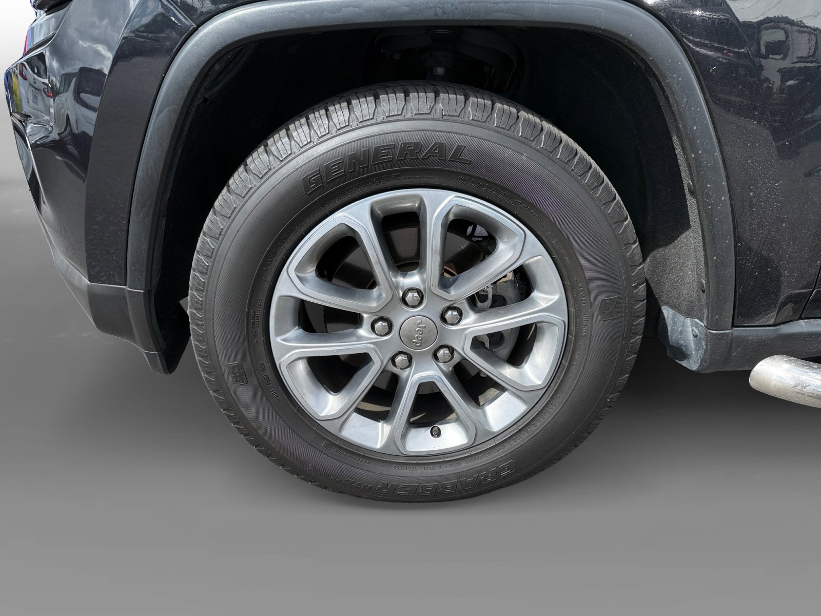 Used 2015 Jeep Grand Cherokee Limited w/ Luxury Group II image 9