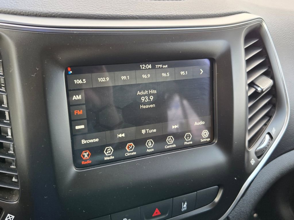 Used 2021 Jeep Cherokee Latitude Lux image 21