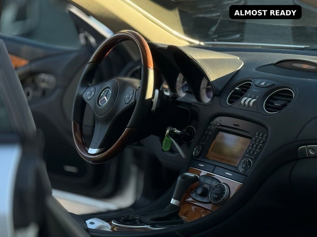 Used 2009 Mercedes-Benz SL 550 image 17