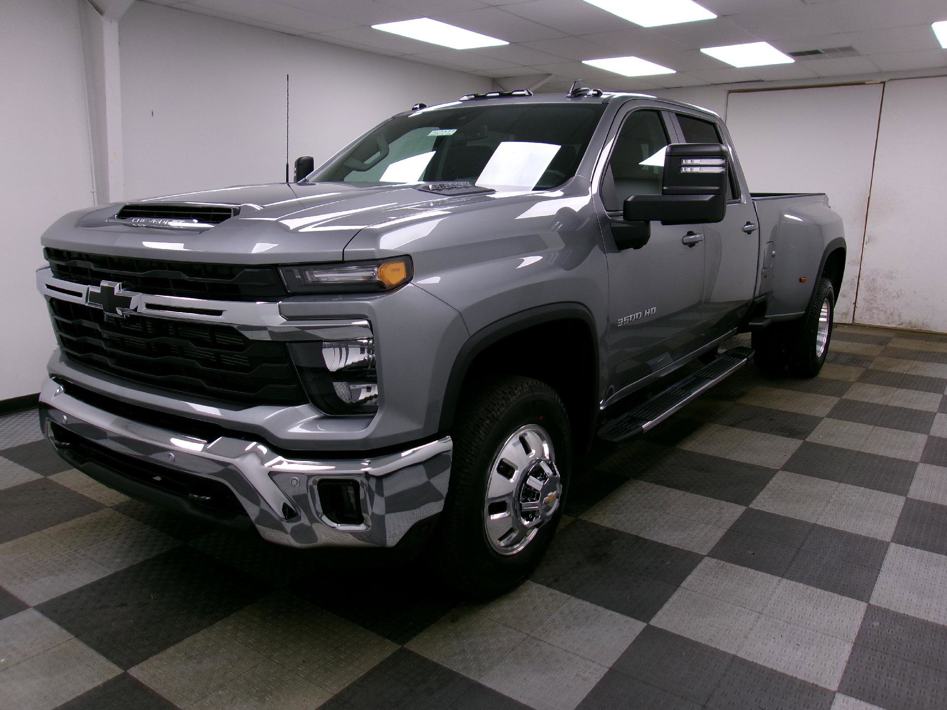 New 2026 Chevrolet Silverado 3500 LT w/ All Star Edition image 1