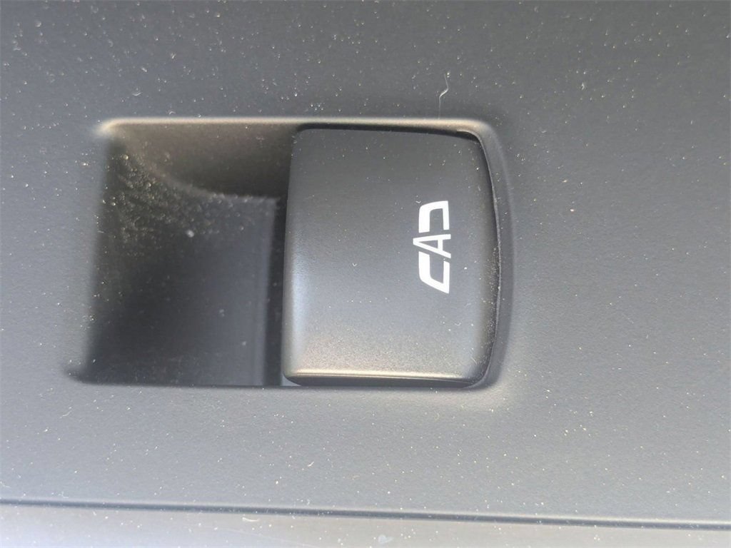Used 2025 GMC Sierra 1500 SLT RWD image 39