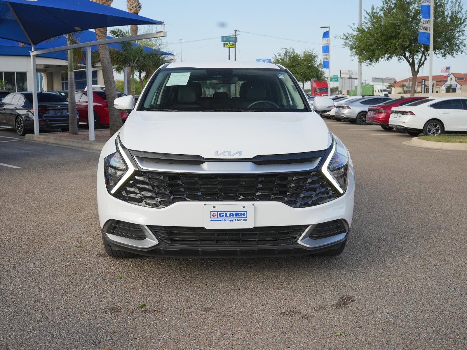 Used 2023 Kia Sportage EX image 2