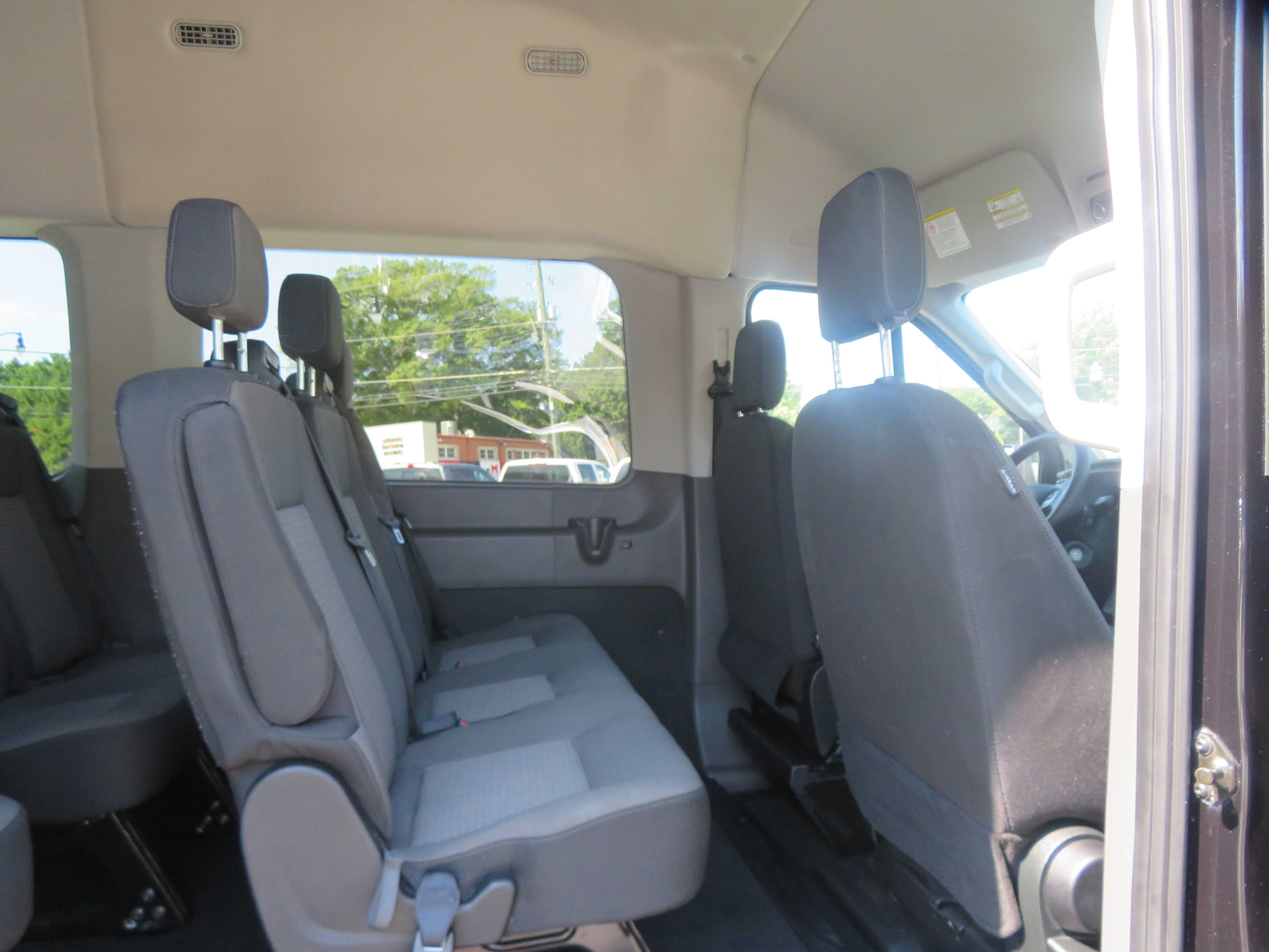 Used 2025 Ford Transit 350 XLT RWD image 19