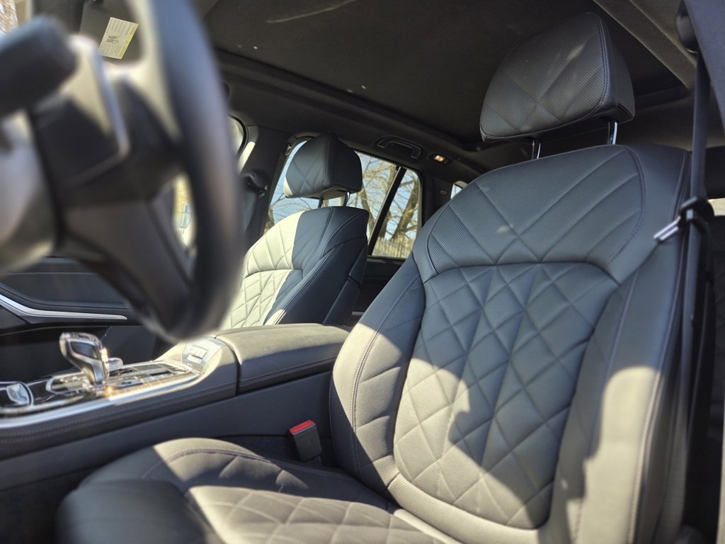 Used 2023 BMW X5 xDrive40i w/ Executive Package image 20