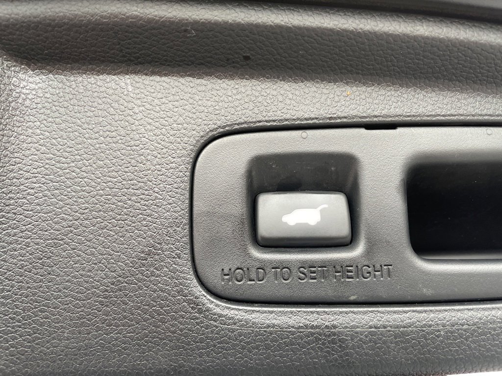 Used 2024 Honda CR-V Sport Touring image 9