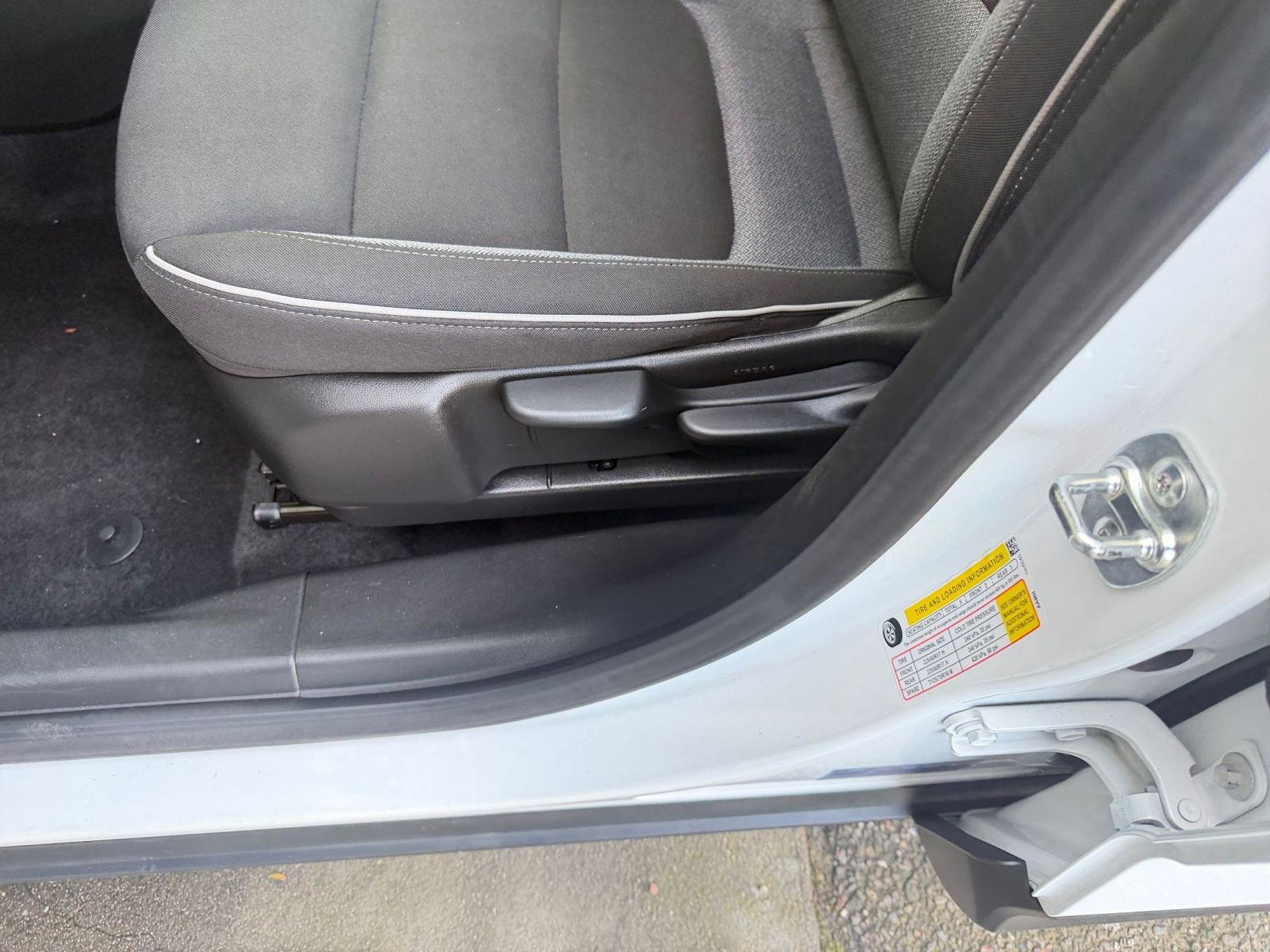 Used 2025 Chevrolet TrailBlazer LT image 22