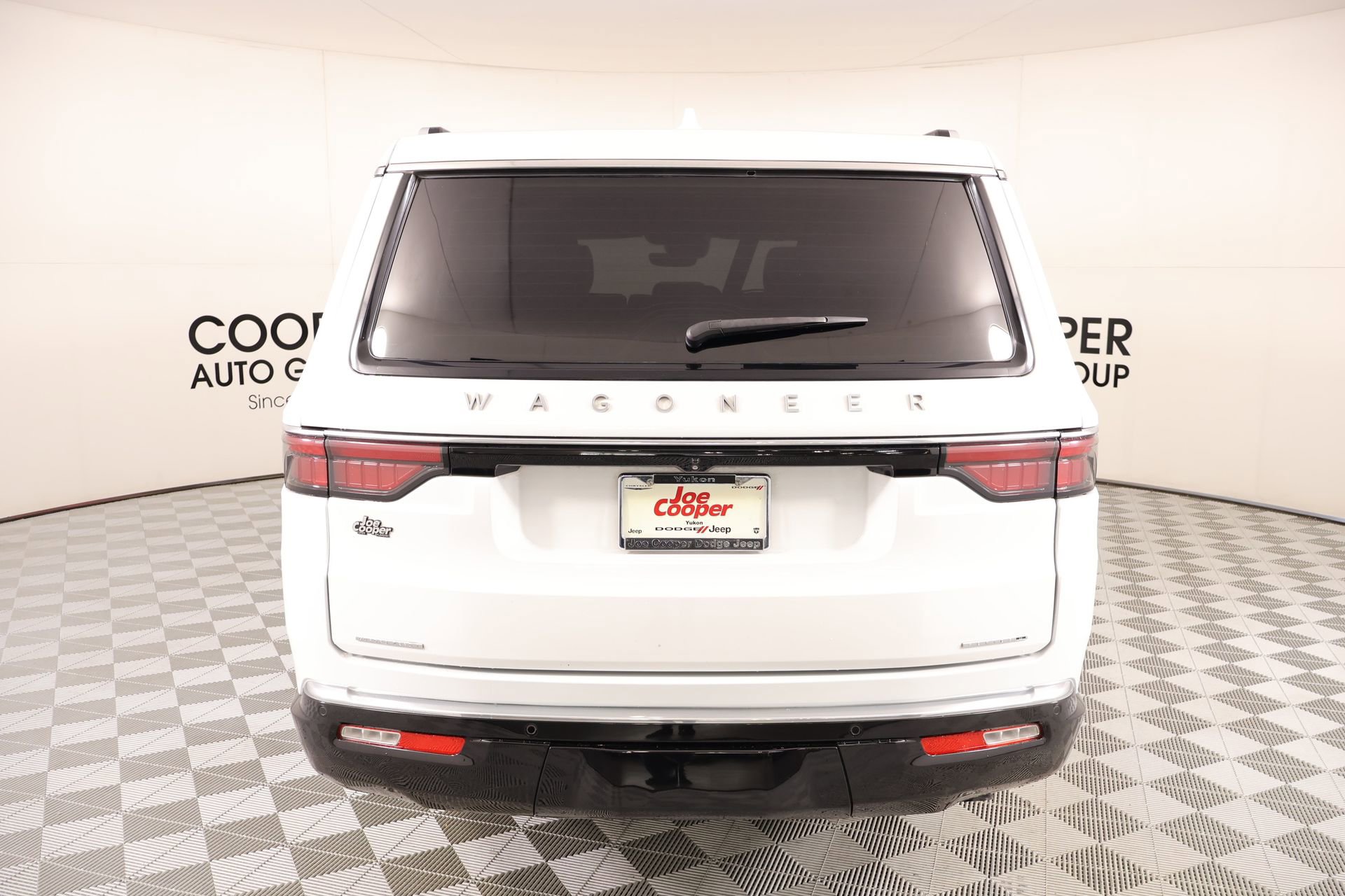 Used 2023 Jeep Wagoneer Series II image 23