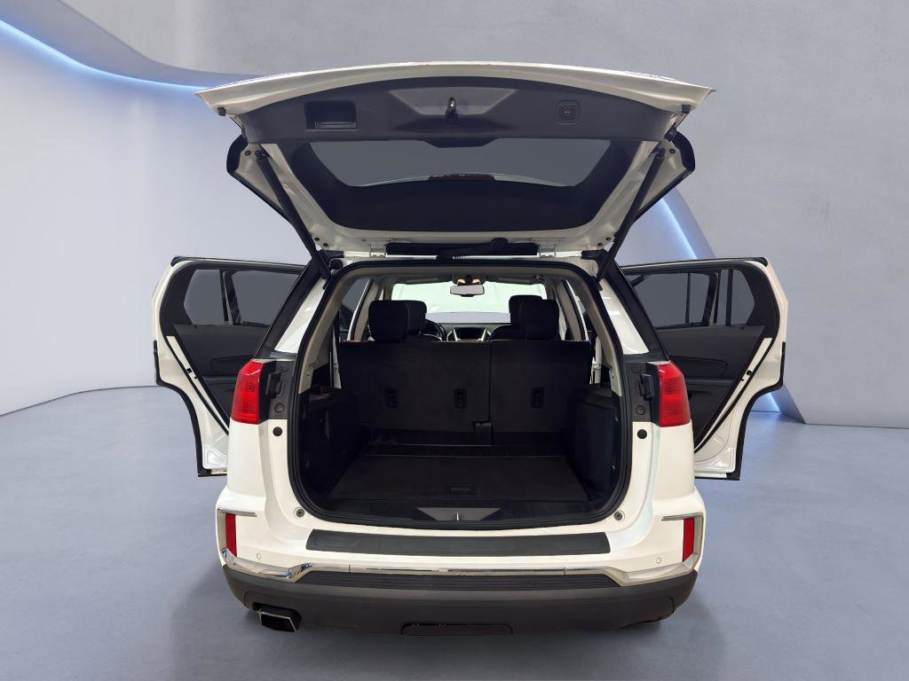 Used 2016 GMC Terrain SLT w/ Open Road Package image 12