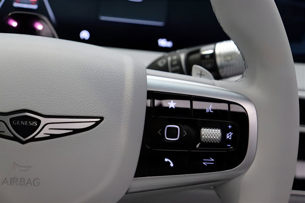 New 2026 Genesis GV70 2.5T Advanced image 17