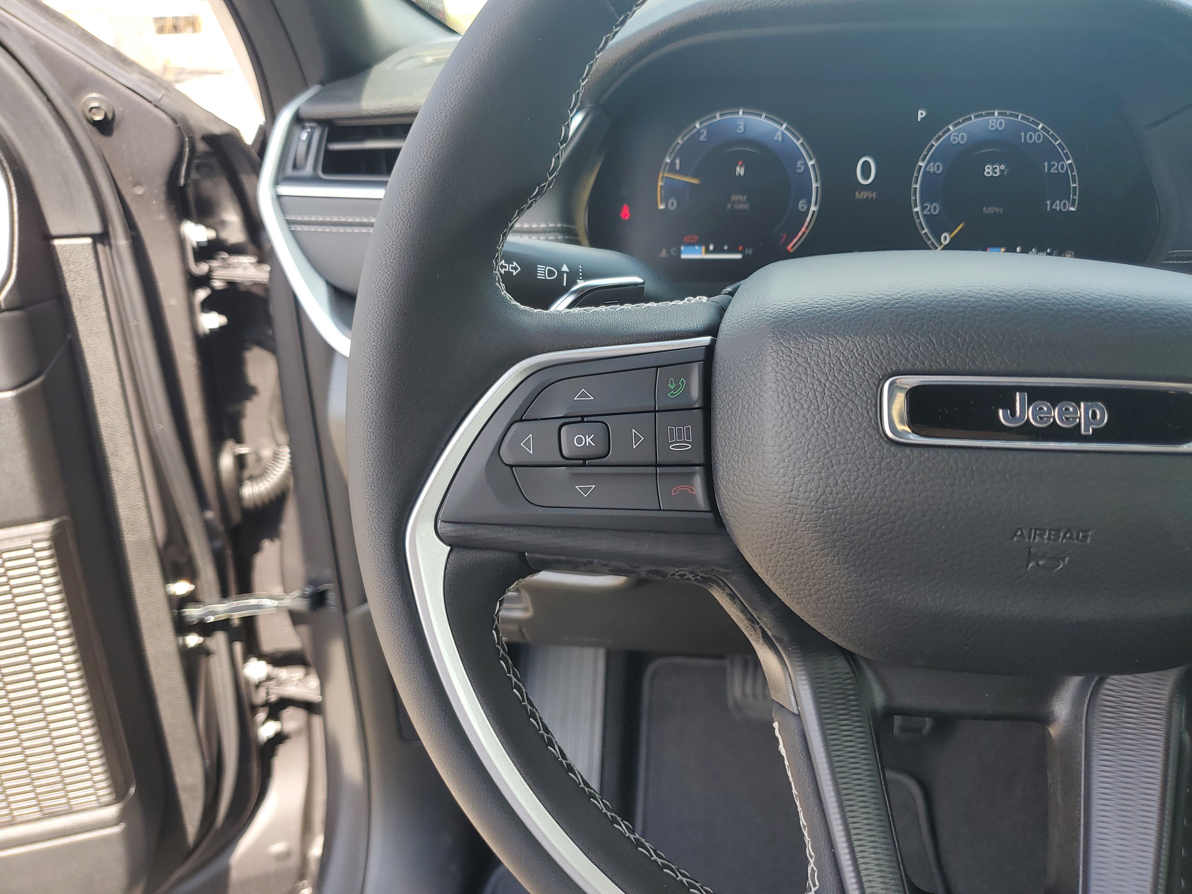 New 2025 Jeep Grand Cherokee Laredo X image 21