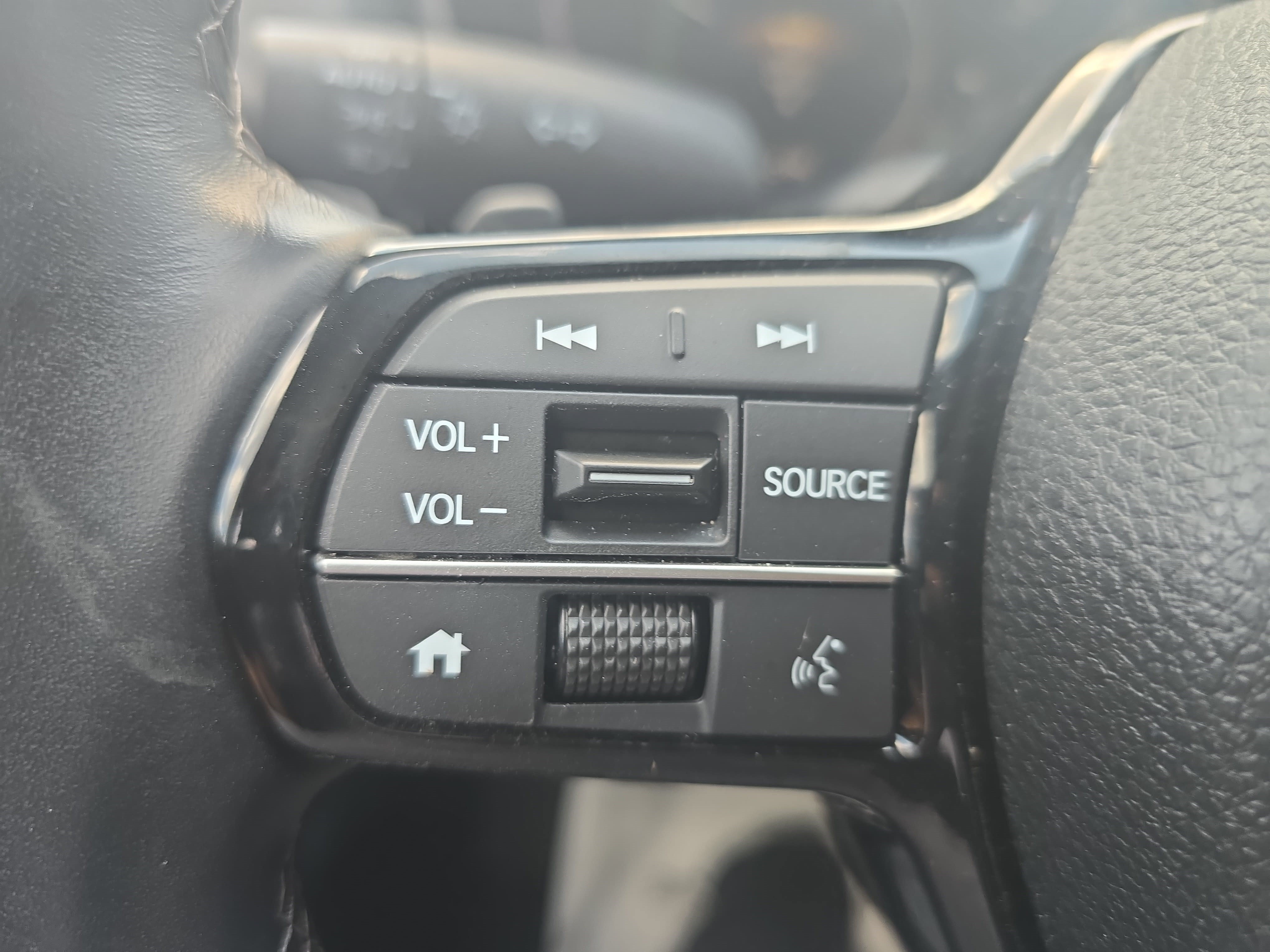 Used 2025 Honda Civic Sport image 16