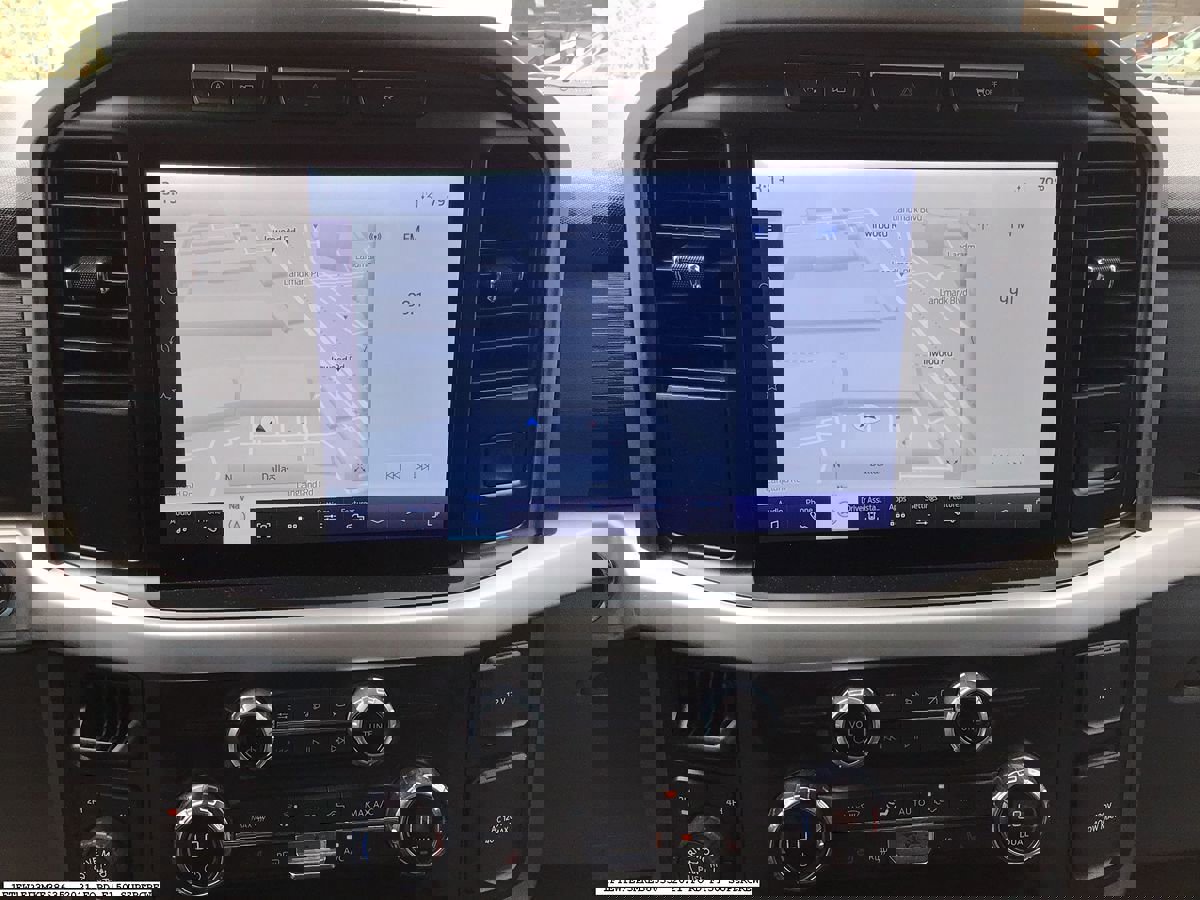 Used 2021 Ford F150 XLT w/ Equipment Group 302A High image 9