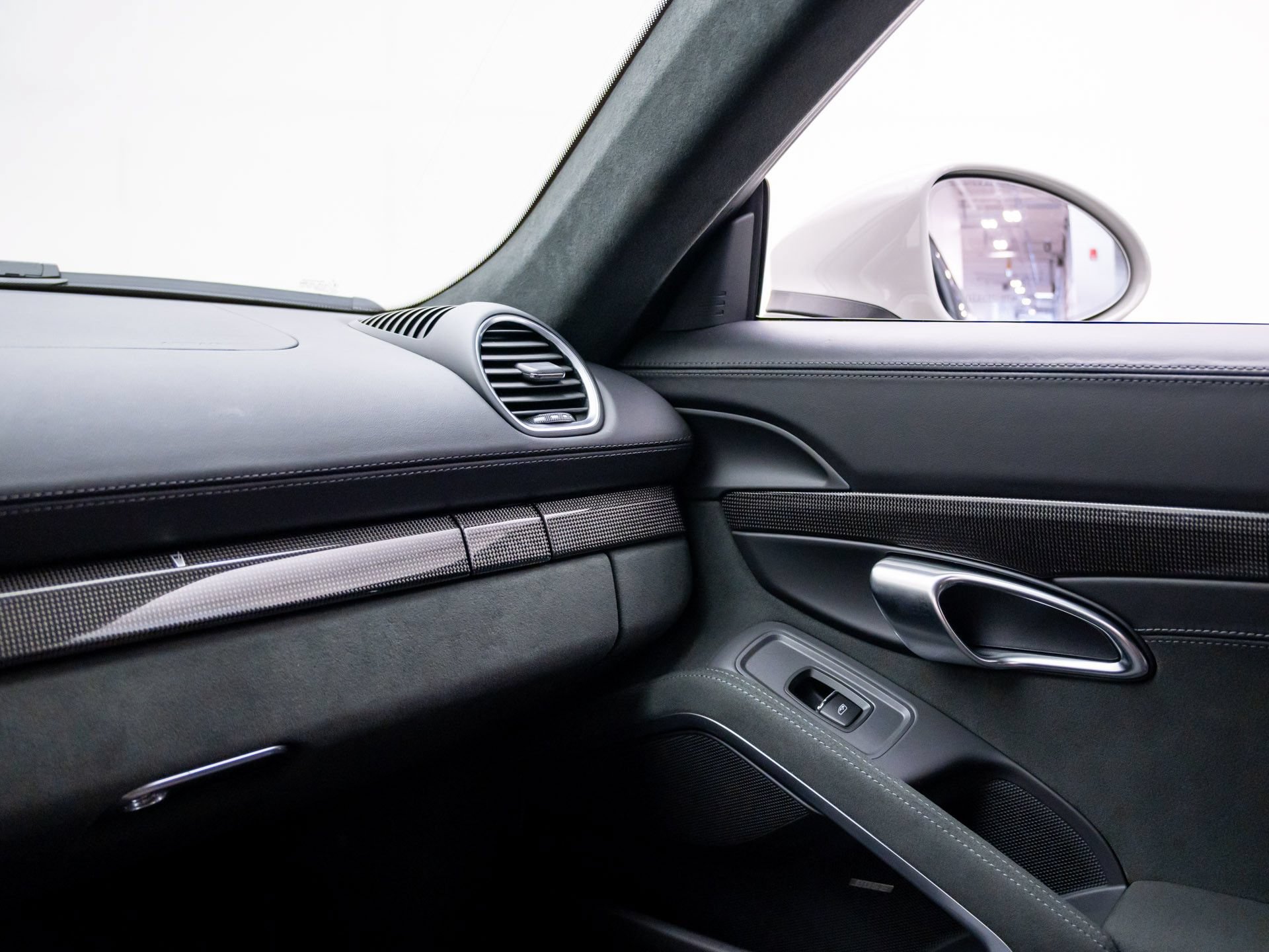 Certified 2023 Porsche 718 Cayman GTS RWD image 27