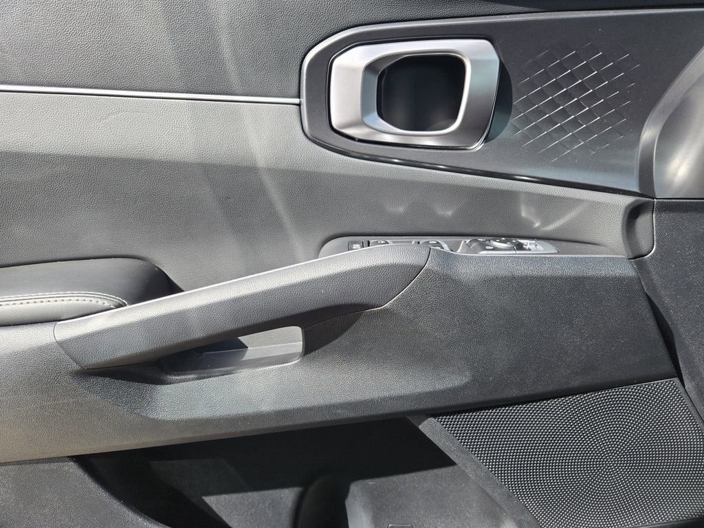 New 2025 Kia Sorento S w/ Panoramic Sunroof Package image 16