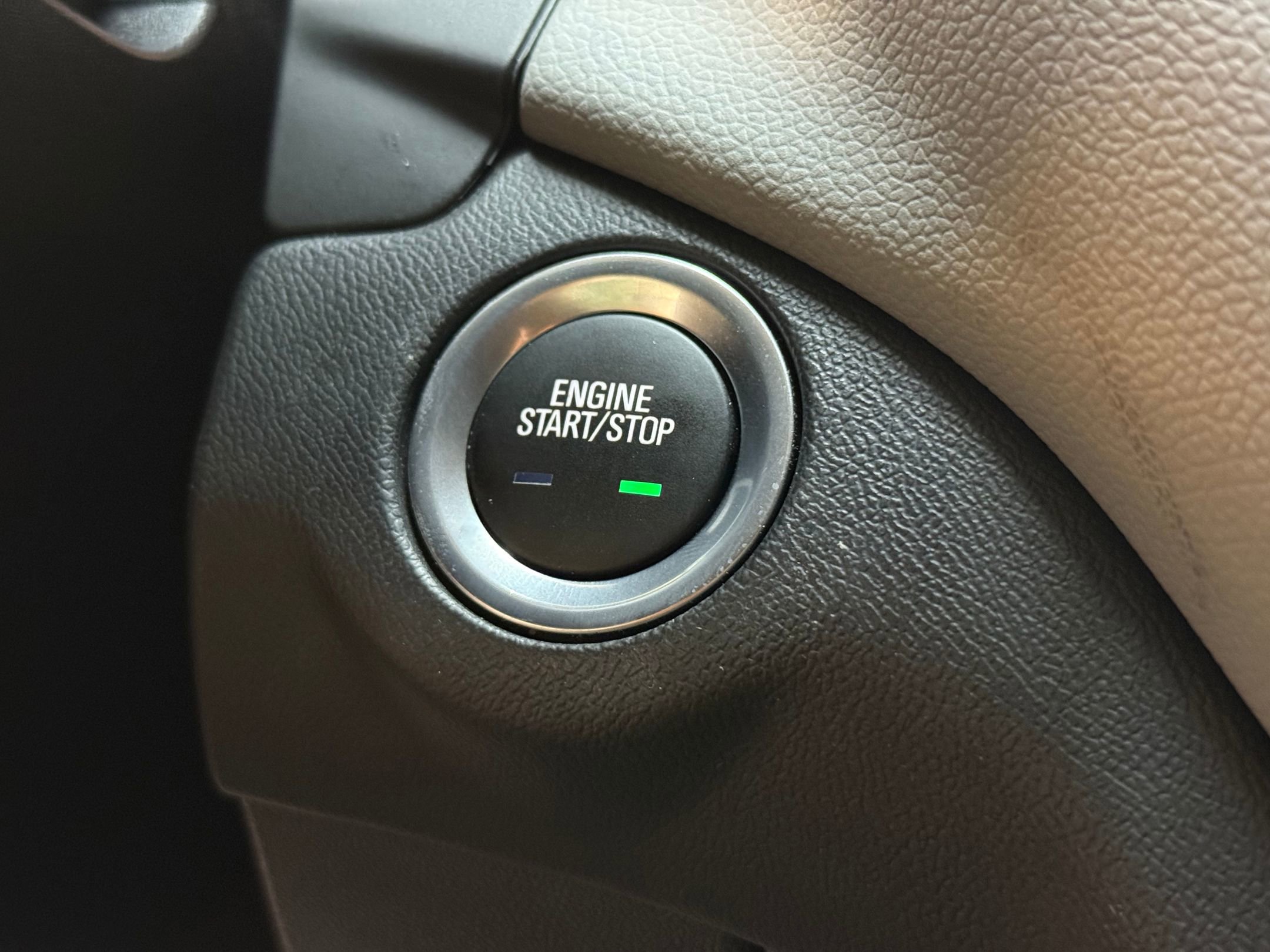 Used 2023 Chevrolet Equinox LS image 28