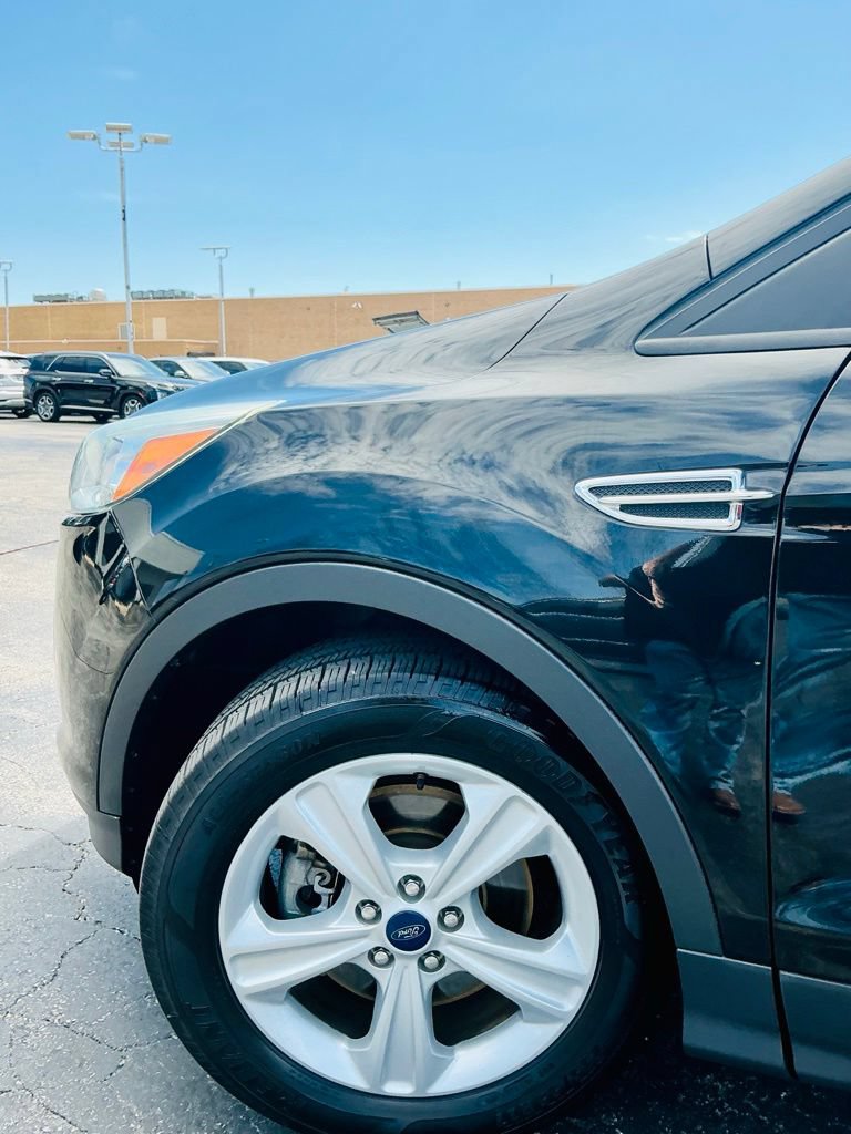 Used 2014 Ford Escape SE w/ Equipment Group 201A FWD image 16