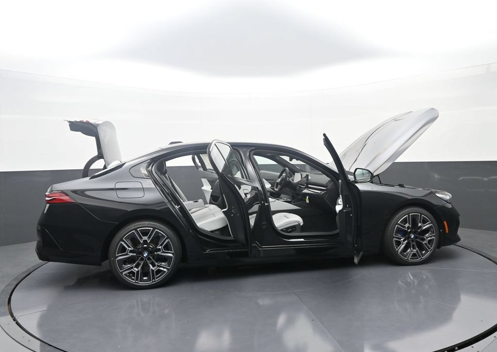 New 2026 BMW 550e xDrive w/ Executive Package AWD/4WD image 45