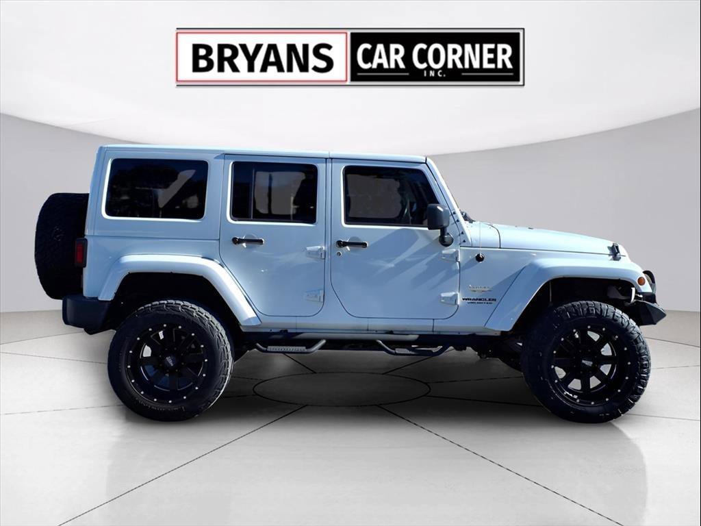 Used 2015 Jeep Wrangler Unlimited Sahara w/ Dual Top Group image 2