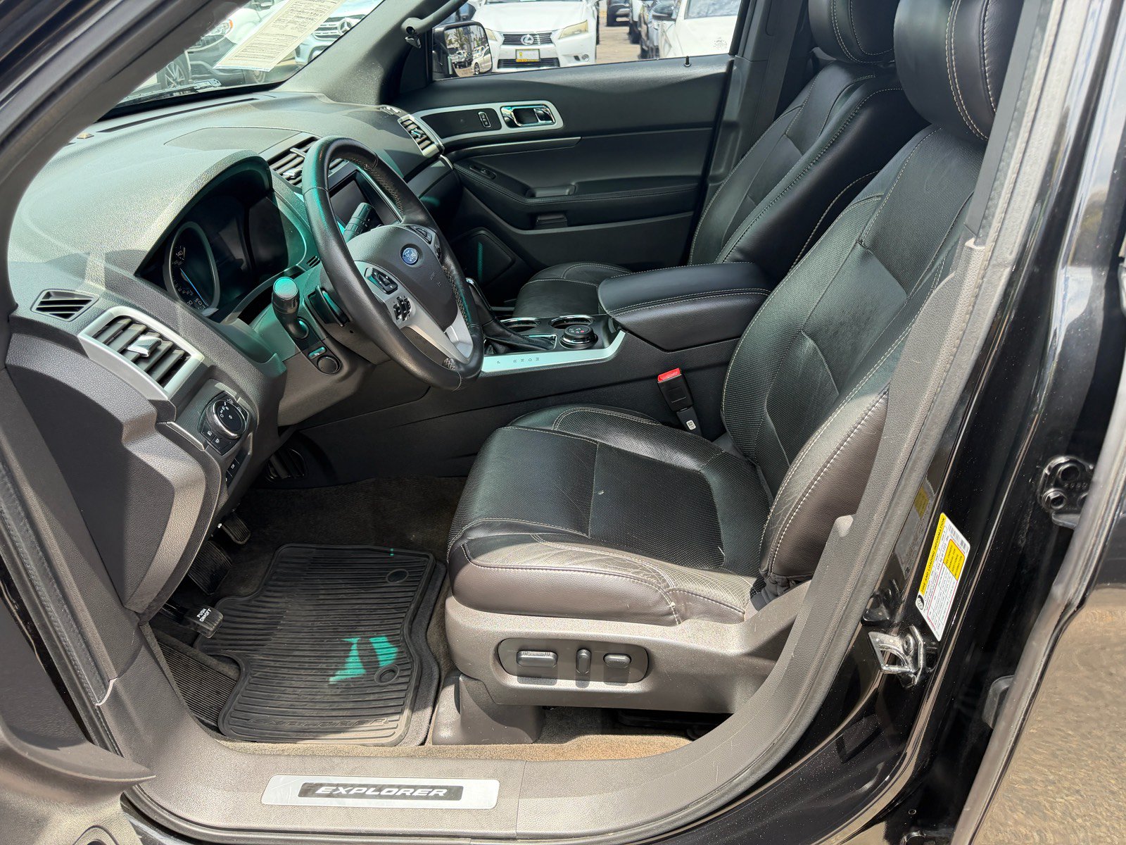 Used 2013 Ford Explorer Sport AWD/4WD image 22