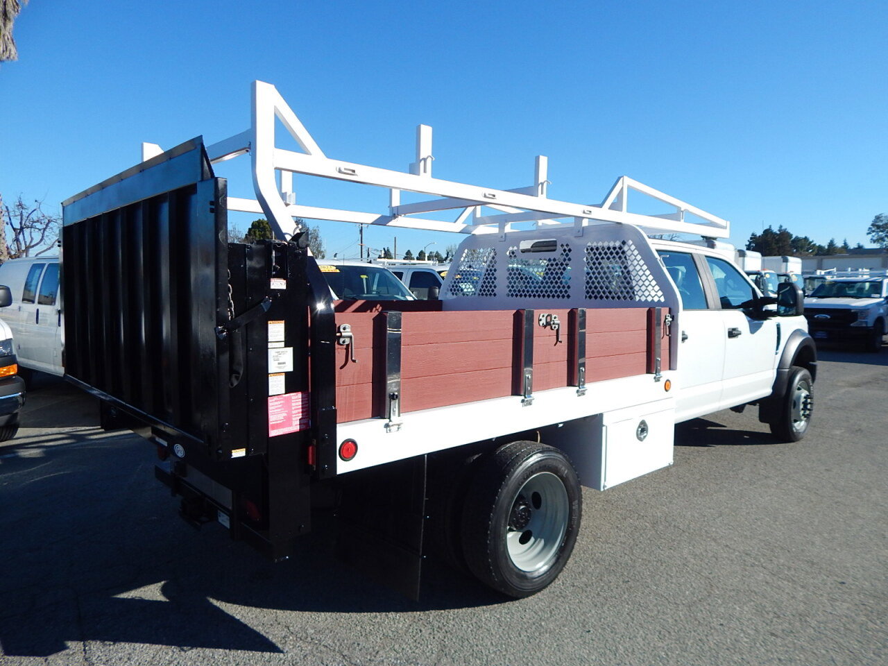 Used 2018 Ford F450 XL w/ Trailer Tow Package image 8
