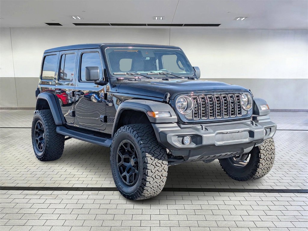 Used 2025 Jeep Wrangler Sport S image 7