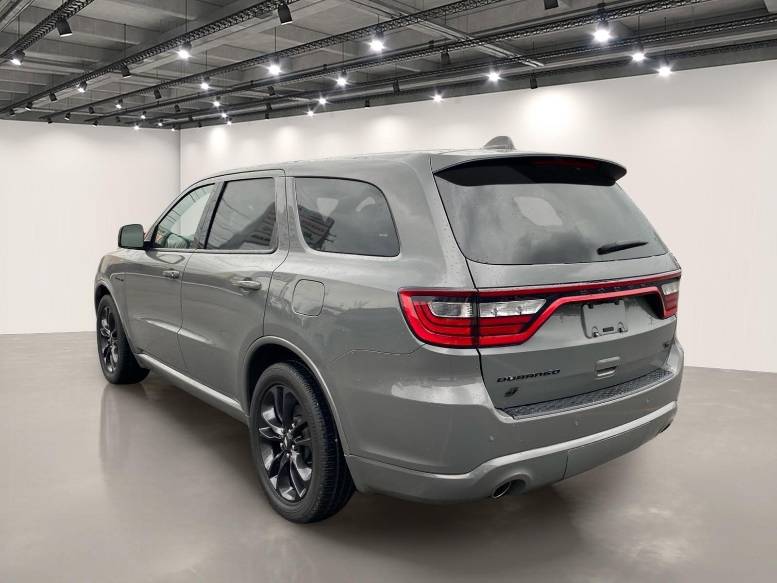 Used 2022 Dodge Durango R/T w/ Blacktop Package image 5
