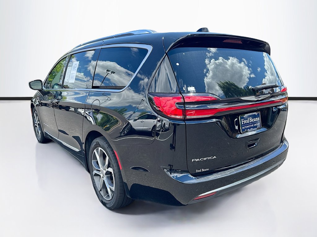 Used 2024 Chrysler Pacifica Pinnacle FWD image 7