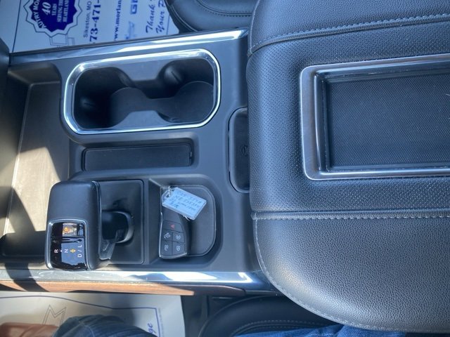 Used 2022 GMC Sierra 1500 SLT w/ SLT Premium Package image 24