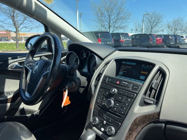 Used 2013 Buick Verano image 30