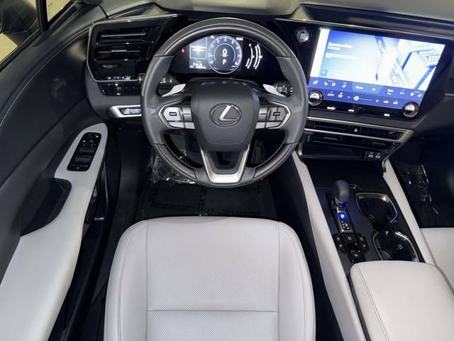 Used 2023 Lexus RX 350 Premium w/ Accessory Package AWD/4WD image 4