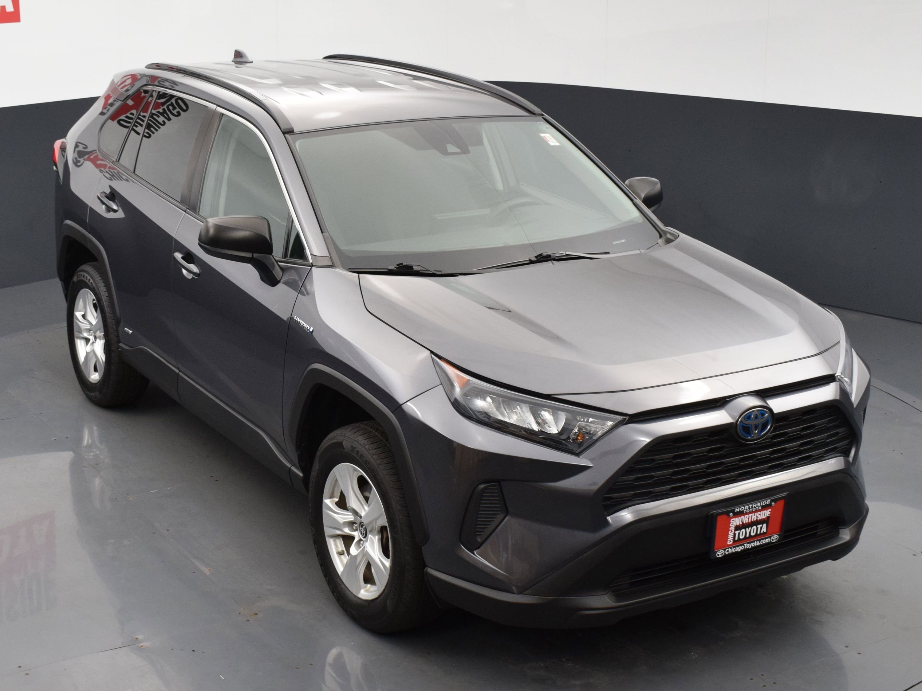 Used 2021 Toyota RAV4 LE AWD/4WD image 21