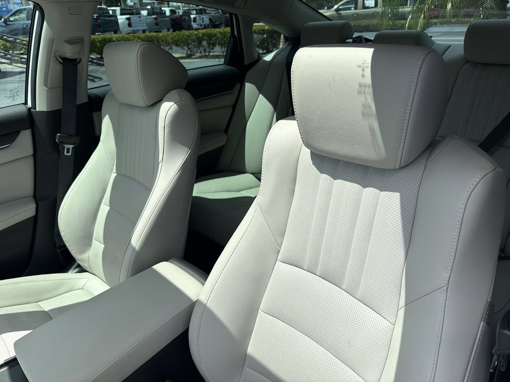 Used 2020 Honda Accord EX-L image 19