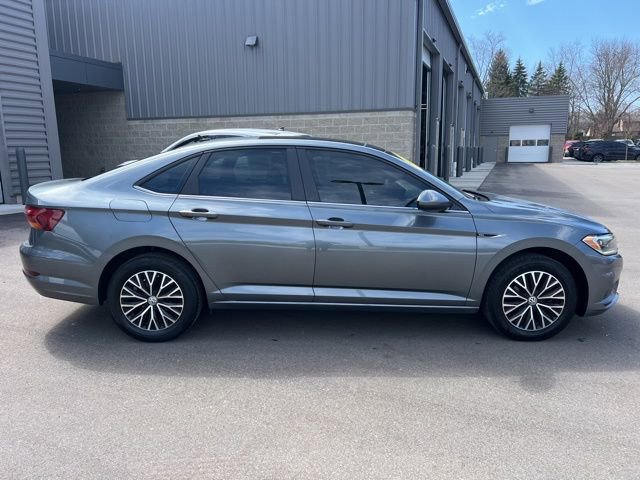 Used 2019 Volkswagen Jetta SEL image 4