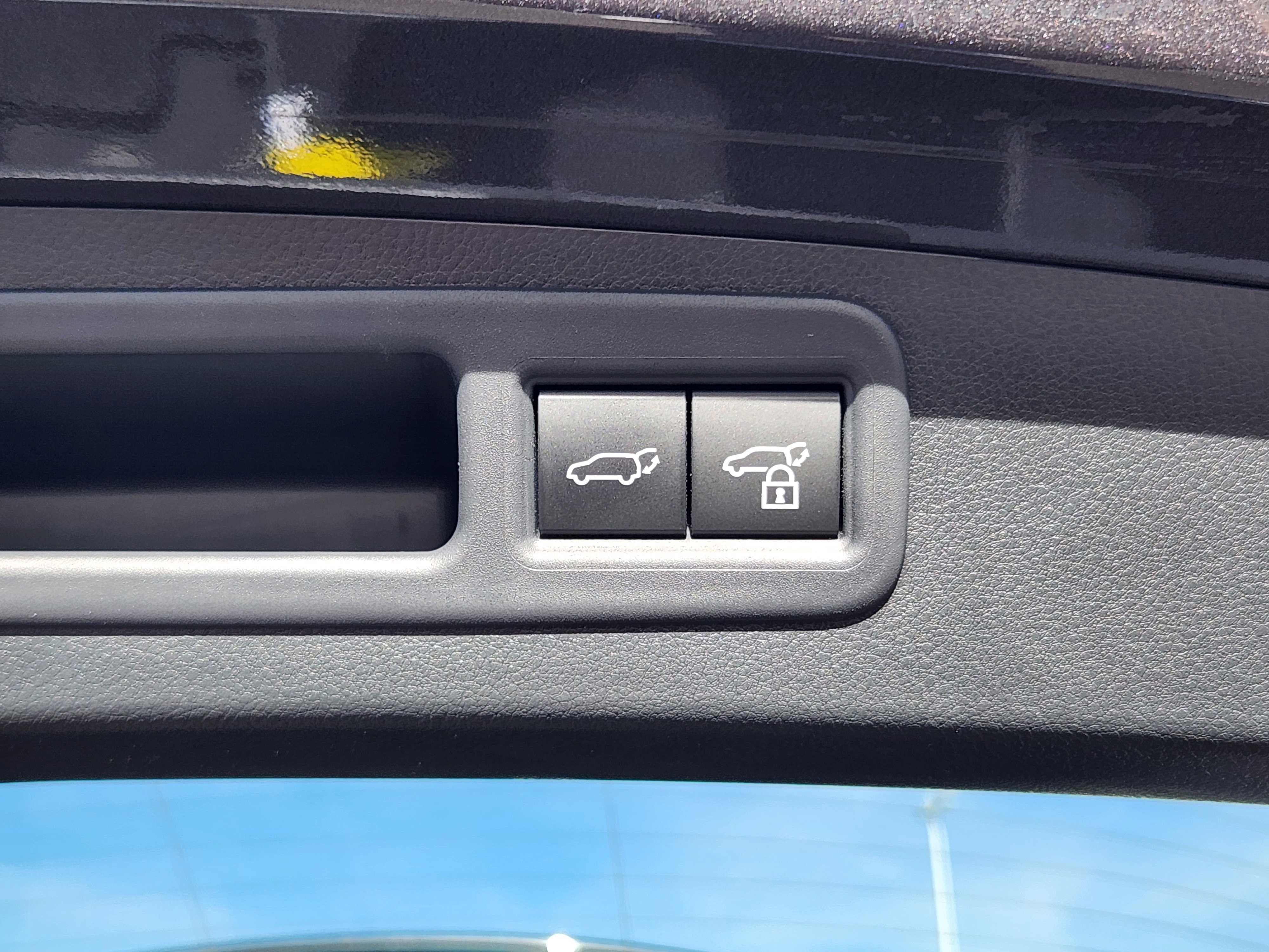 Used 2025 Lexus RX 350h w/ Convenience Package image 21