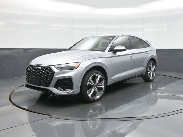 Used 2024 Audi Q5 2.0T Prestige w/ Prestige Package AWD/4WD image 3