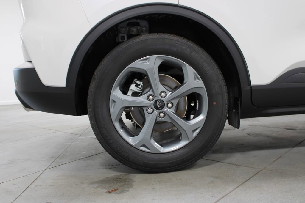 New 2025 Ford Escape ST-Line w/ Tech Pack #1 image 16