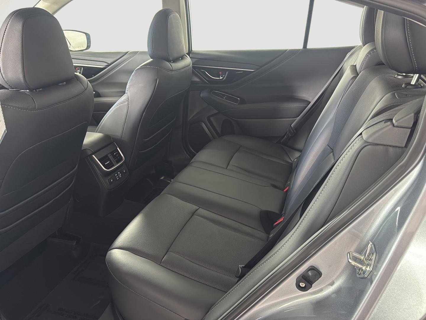 Certified 2025 Subaru Legacy Limited AWD/4WD image 9