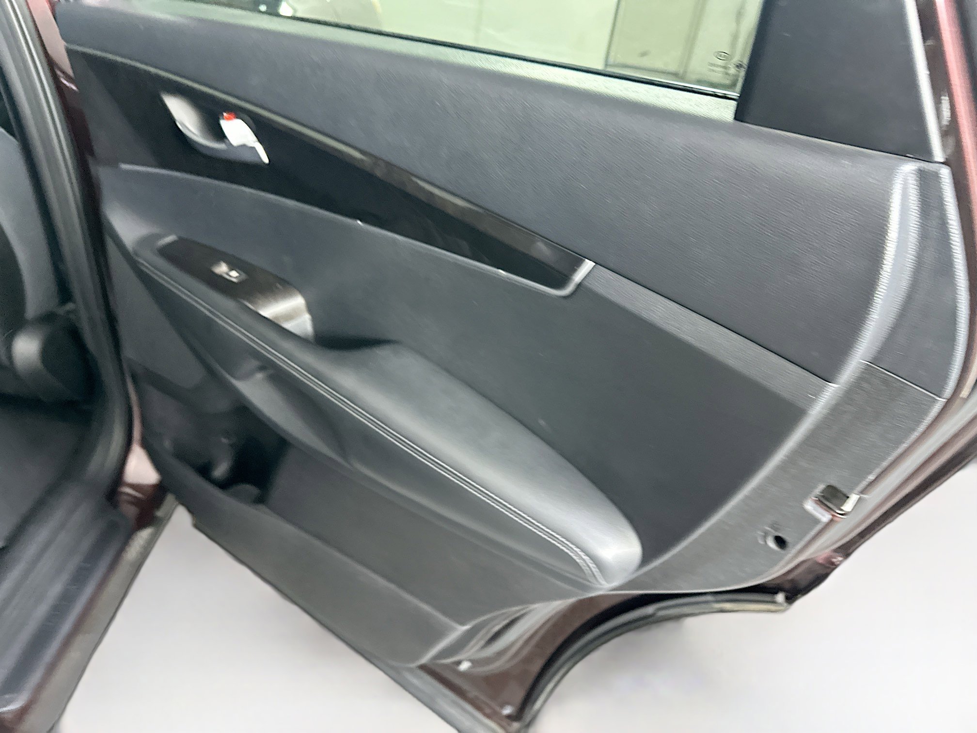 Used 2016 Kia Sorento LX w/ LX Convenience Package image 28