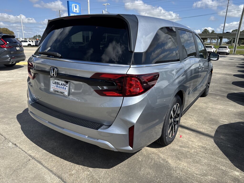 New 2026 Honda Odyssey EX-L image 4