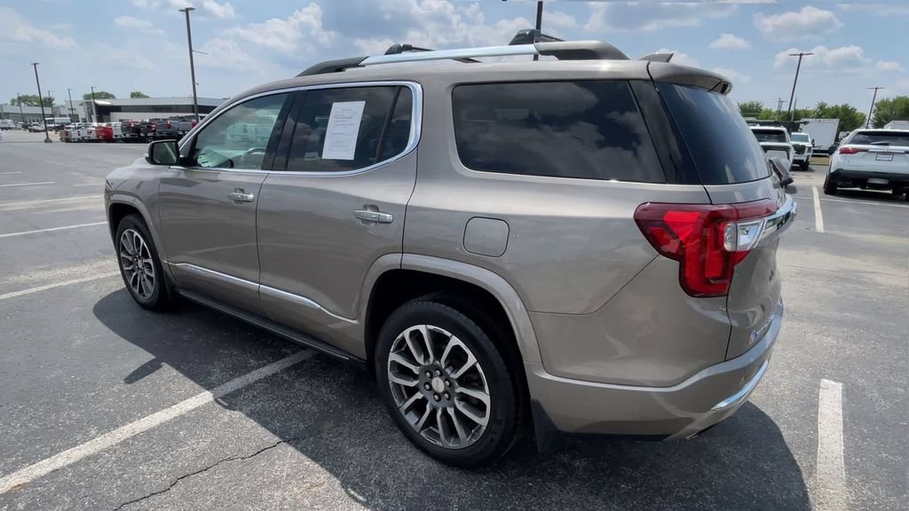 Used 2022 GMC Acadia Denali w/ Denali Ultimate Package AWD/4WD image 8