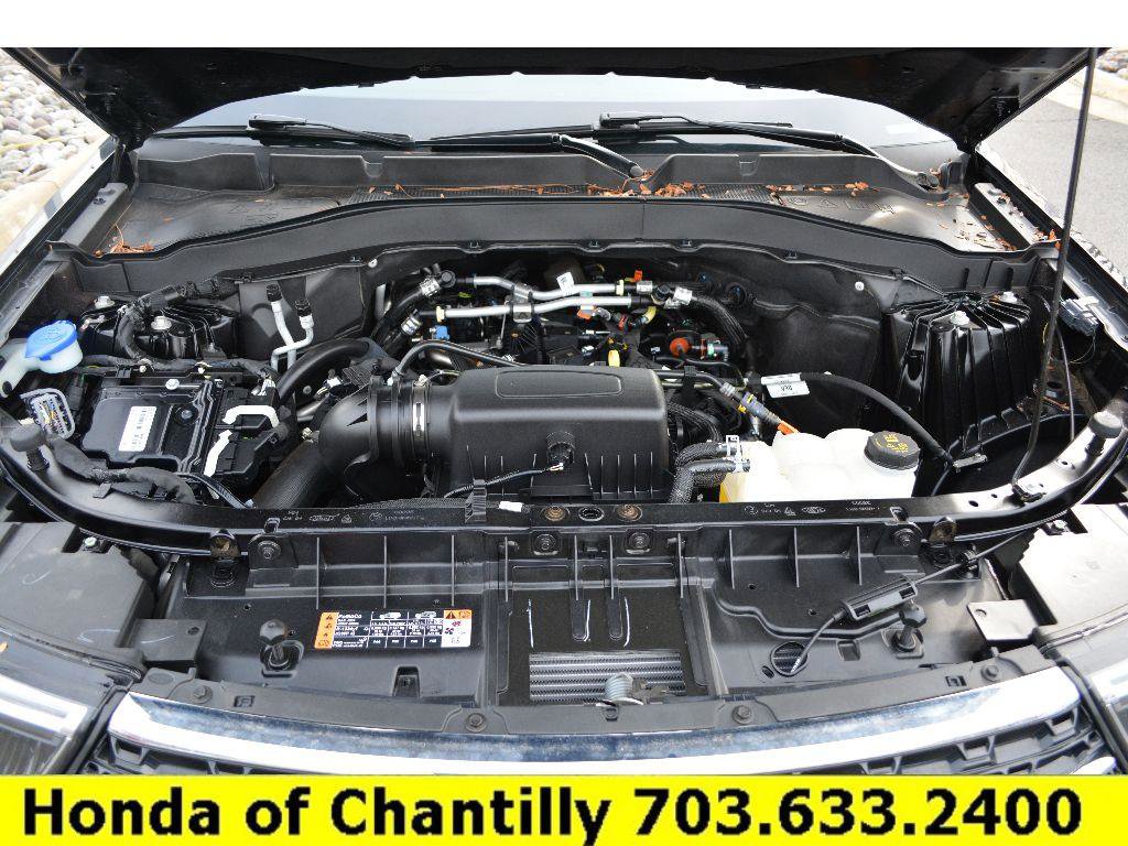Used 2024 Ford Explorer XLT image 46