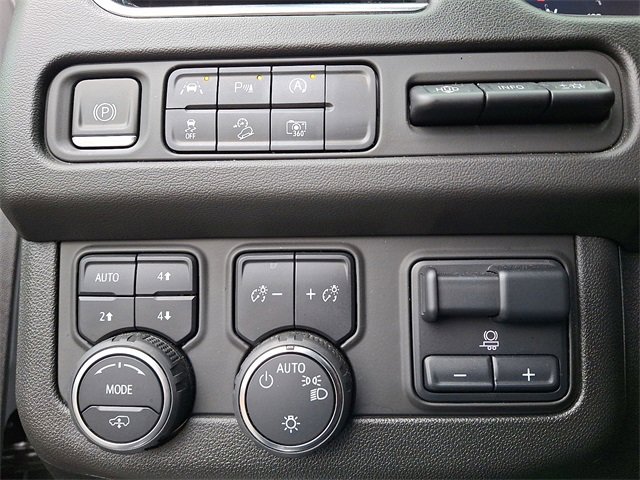 Used 2023 Chevrolet Tahoe High Country image 26