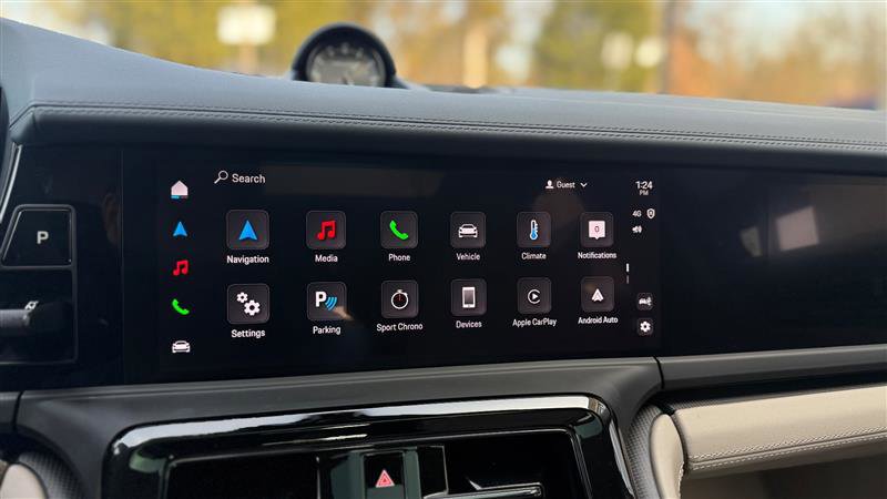 Used 2025 Porsche Panamera 4 image 33