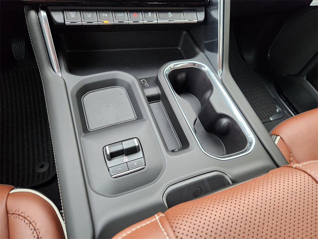 New 2026 GMC Sierra 2500 Denali Ultimate w/ Max Trailering Package image 14
