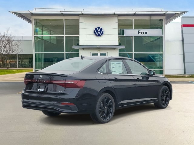New 2026 Volkswagen Jetta SE FWD image 4