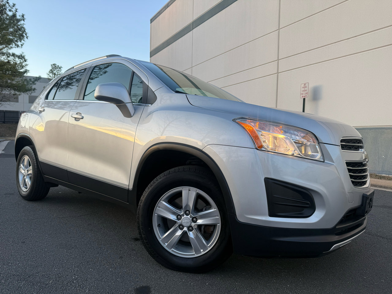 Used 2016 Chevrolet Trax LT w/ LT Convenience Package image 6